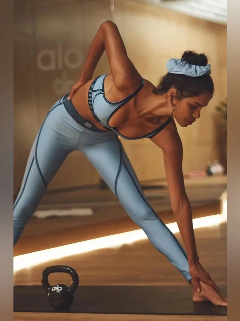 ALO Yoga excellent fresh
